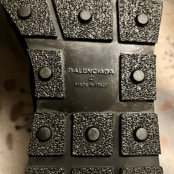 Balenciaga NWOT Black Knit & Leather Sneakers - Picture 9 of 9